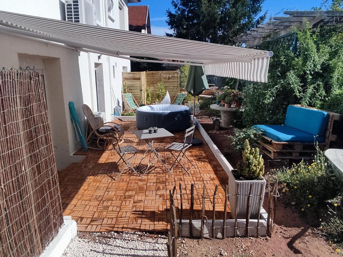 Superbe Appartement Avec Jacuzzi Avec Jardin Prive Lyon Exterior foto
